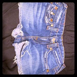 True religion shorts🖤